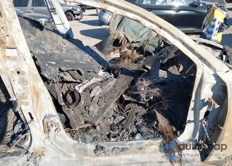 2021 Tesla Model 3 Standard Range Plus Rear-Wheel Drive из США, поврежденный, VIN 5YJ3E1EAXMF083708